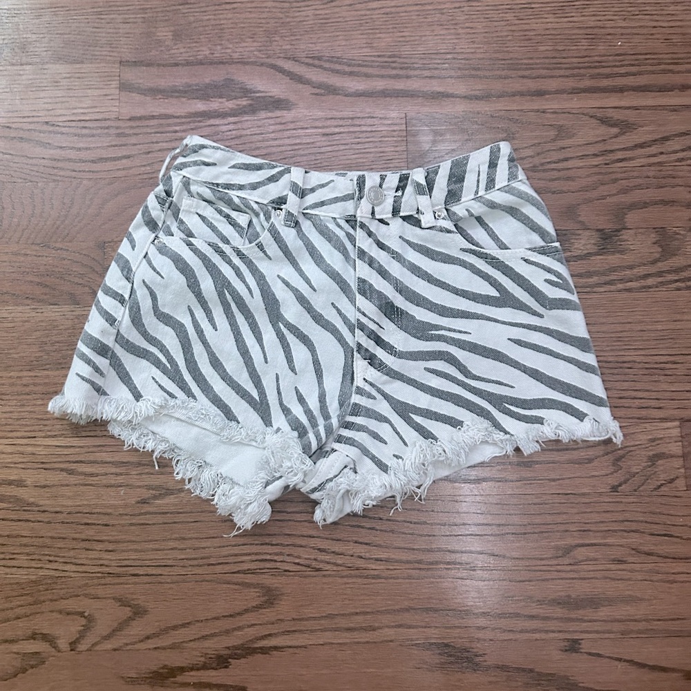 Zebra print pacific sun wear Jean shorts🦓🥂✨